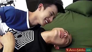 Gay XXX Hub 0